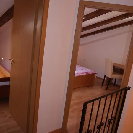 Casa Nova アパート ロヴィニ